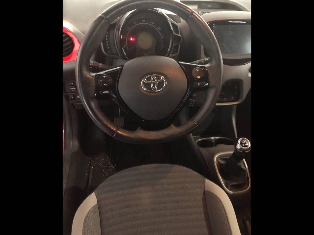 Toyota Aygo 5 Porte 1.0 VVT-i x-play