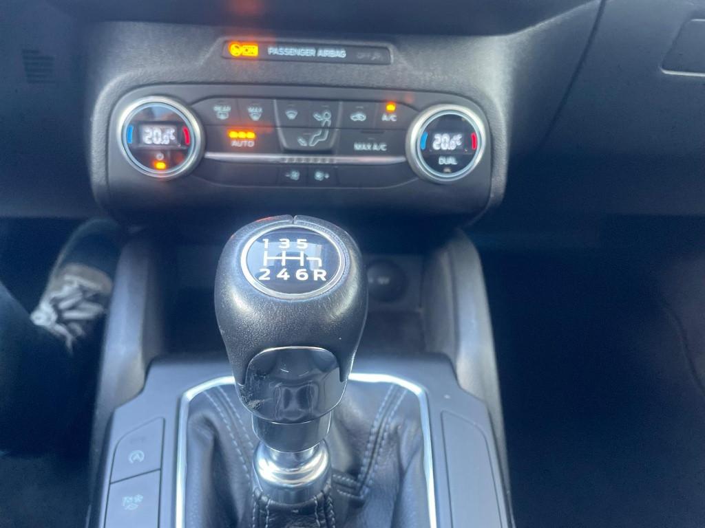 FORD Focus V 2022 - Focus 1.0t ecoboost h ST-Line 125cv