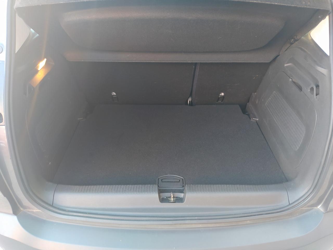 Opel Crossland X 1.2 12V Innovation GPL Neopatentati