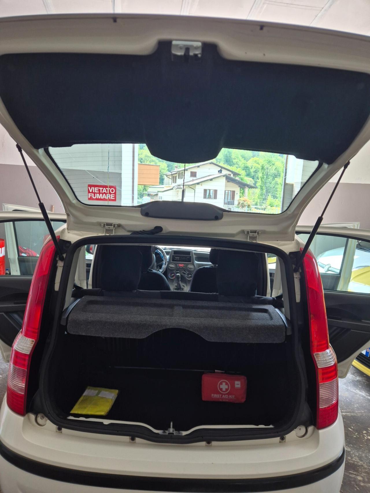 Fiat Panda 1.2 benzina euro 5 neo patentati