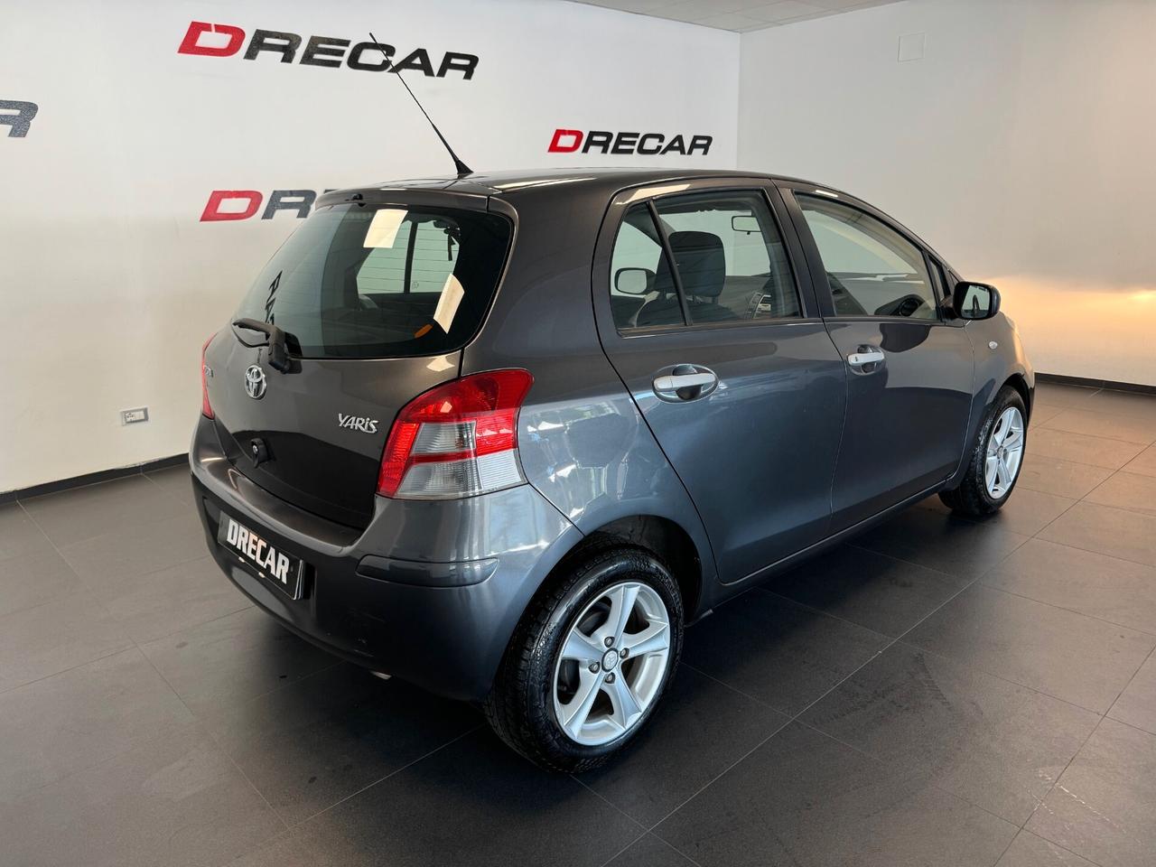 Toyota Yaris 1.4 D-4D DPF 5 porte 135.000 KM BEN TENUTA
