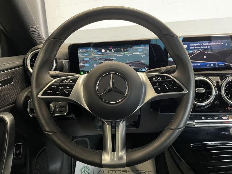 Mercedes-Benz CLA Coupé CLA 200 Automatic Progressive Advanced