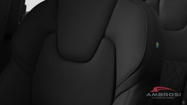 VOLVO XC90 T8 AWD Plug-in hybrid Elettrica/Benzina Plus Dark