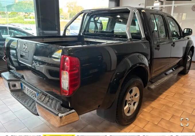 Nissan Navara 2.5 dCi 4 porte Double Cab SE 4X4