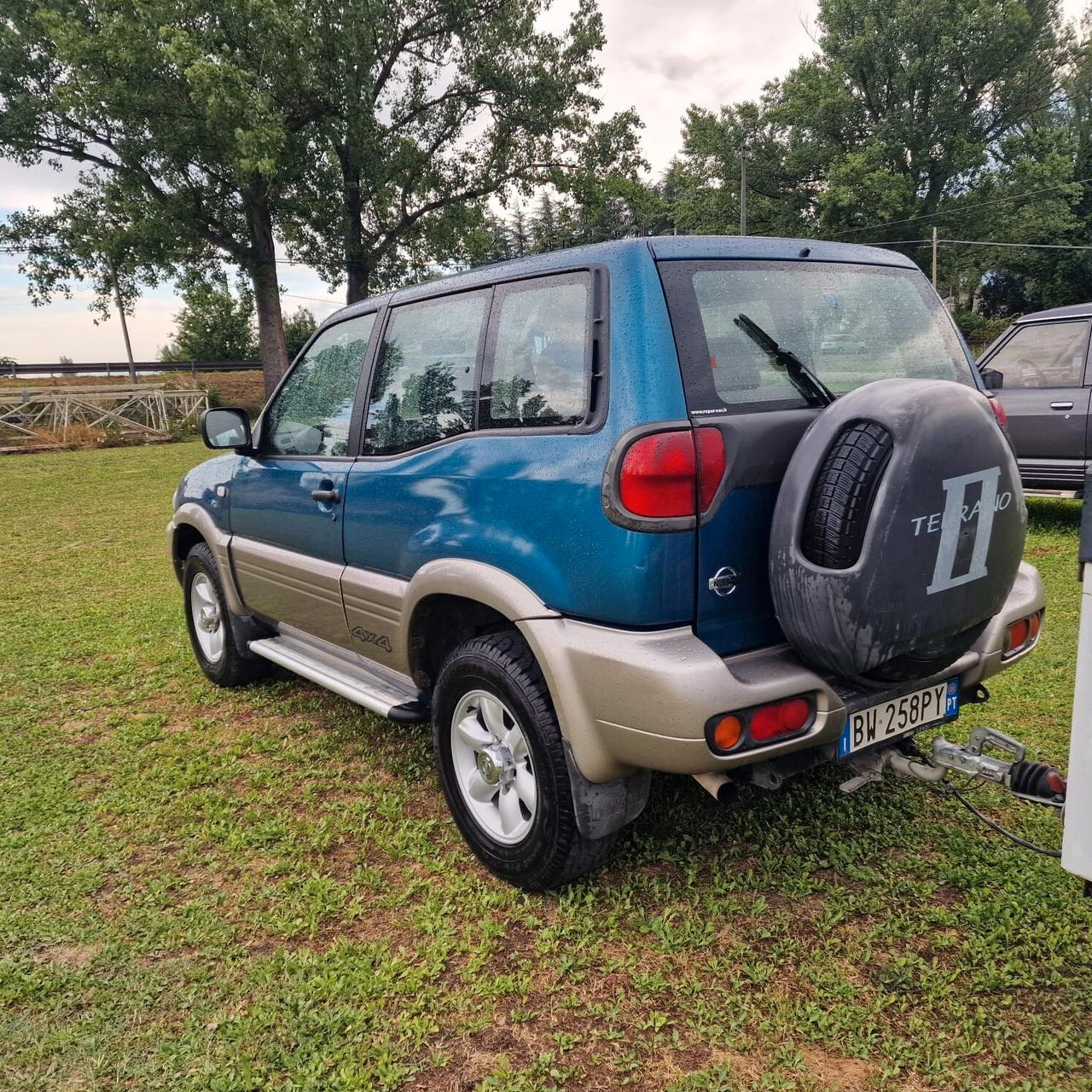 Nissan Terrano II 2.7 Tdi 3 porte Anniversary GANCIO E CARRELLO AUTOCARRO 5 POSTI