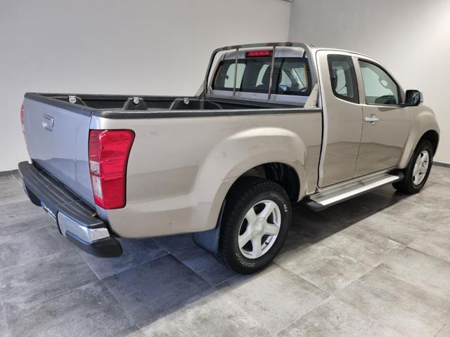 ISUZU D-Max 2.5 Space Cab Solar 4WD