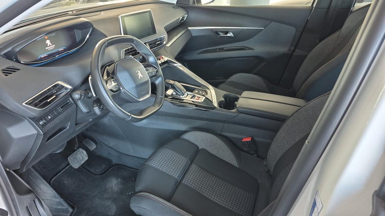 Peugeot 3008 BlueHDi 130 S&S Allure