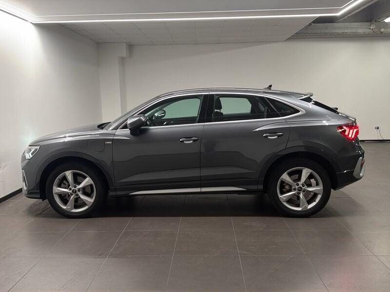 Audi Q3 Audi Sportback S line edition 45 TFSI e 180(245) kW(CV) S tronic