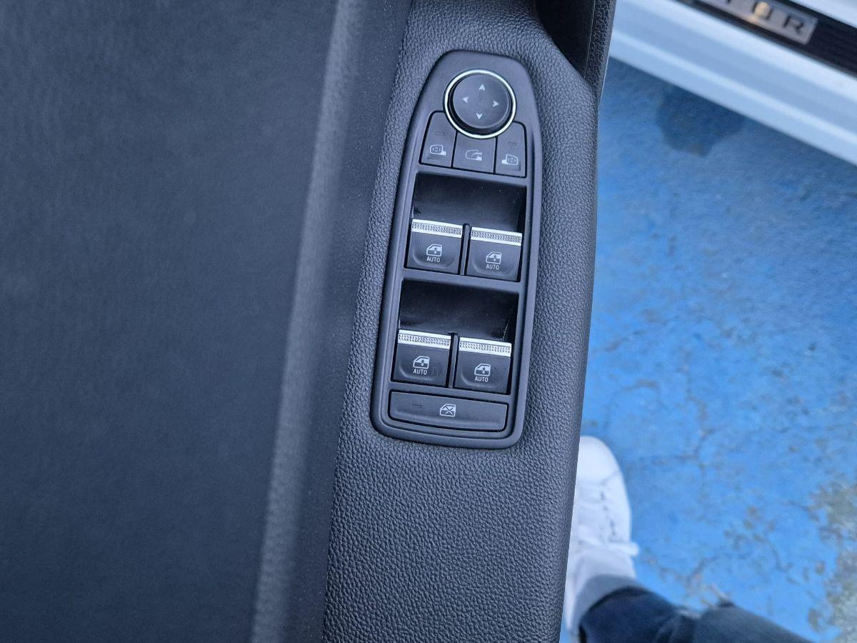 RENAULT - Captur - Blue dCi 8V 115 CV EDC Intens