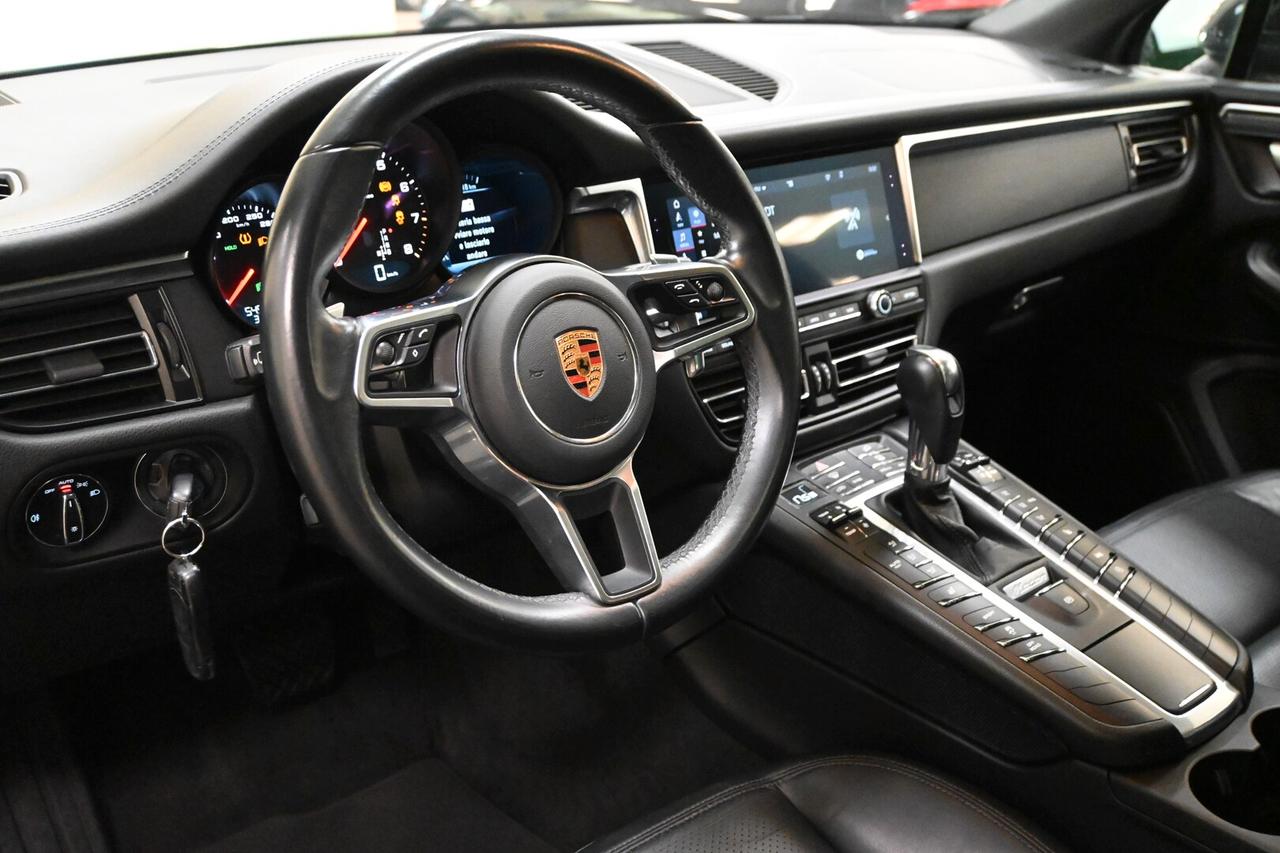 PORSCHE Macan 1ªs. '13-'25 Macan 2.0