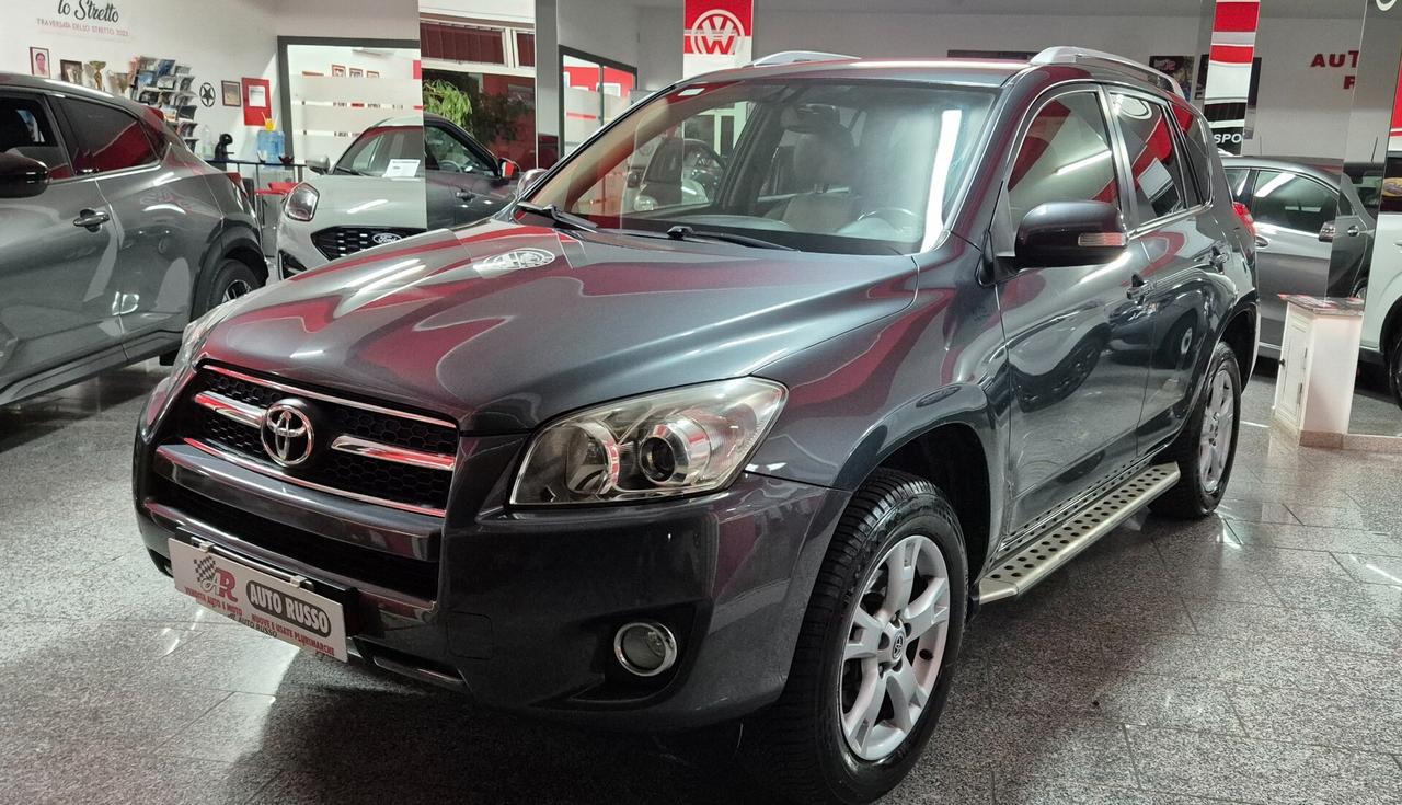 Toyota RAV 4 RAV4 2.2 D-4D 150 CV DPF Luxury