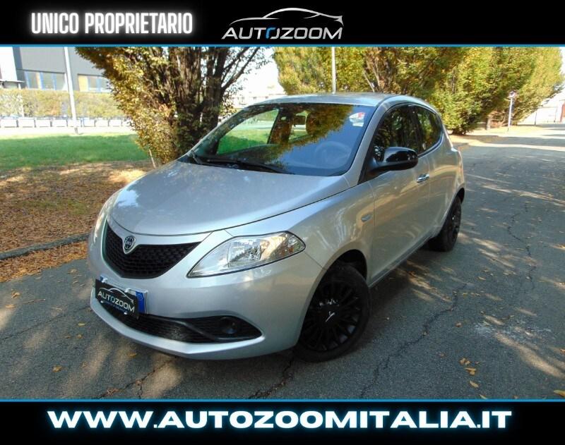 LANCIA Ypsilon 3ª serie Ypsilon 1.2 69 CV 5 po...