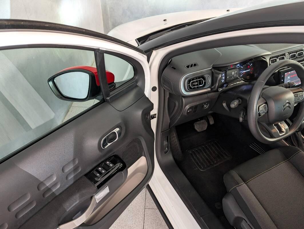 Citroen C3 1.2 puretech Shine Pack s&s 110cv eat6 my20