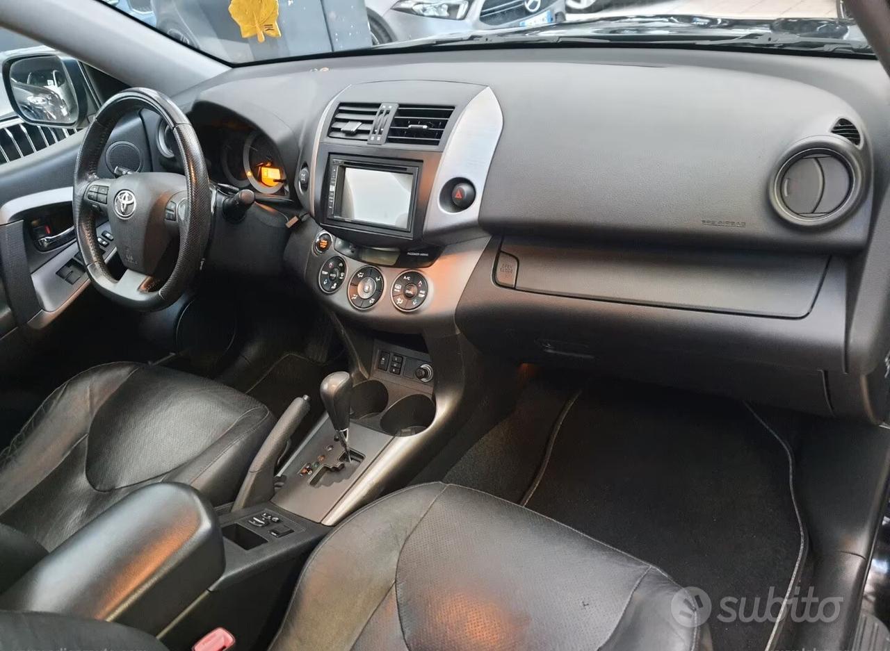 TOYOTA Rav4 Crossover 2.200 D-Cat A/T 150cv 4WD