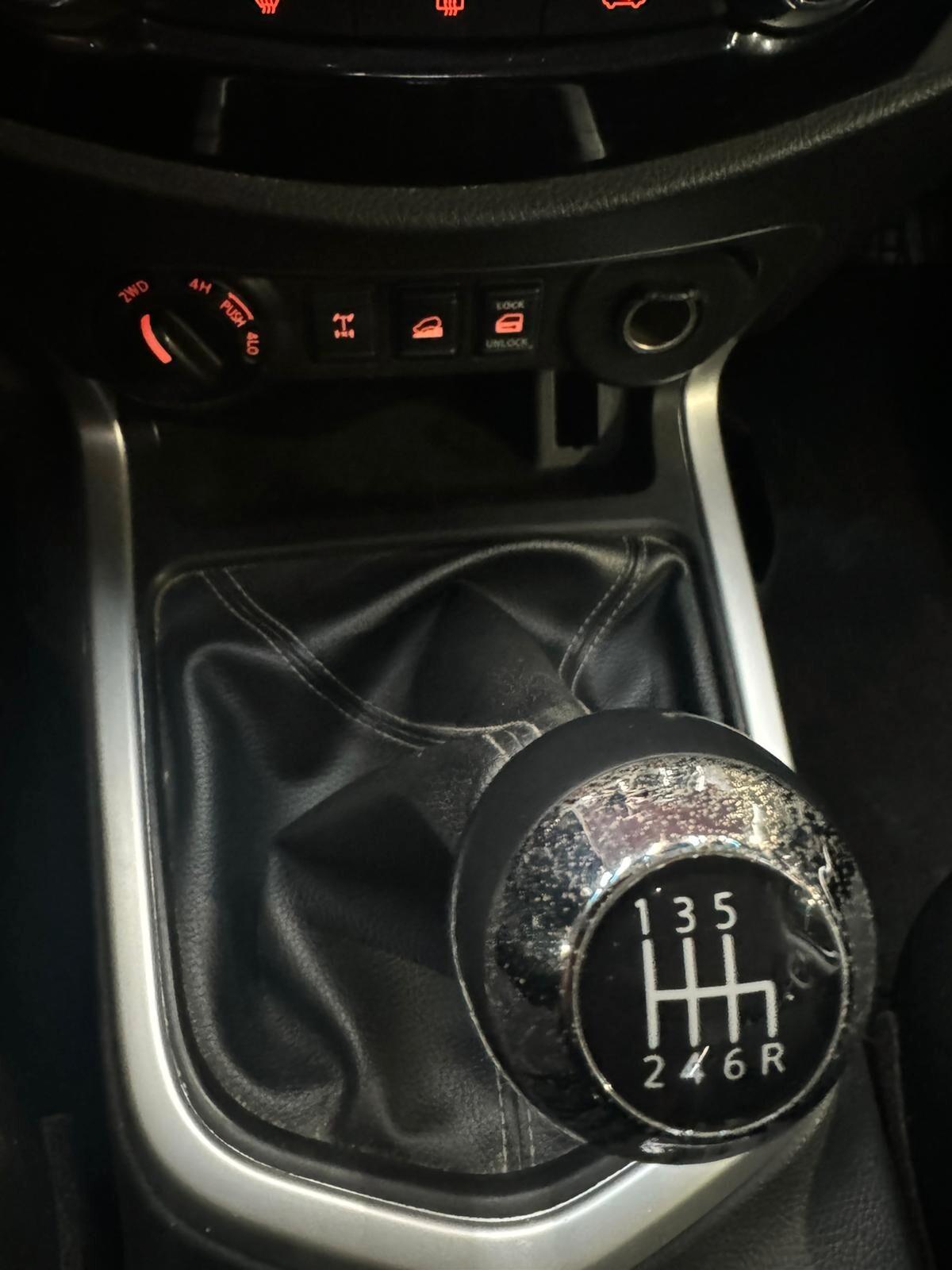 NISSAN NAVARA DOUBLE CAB