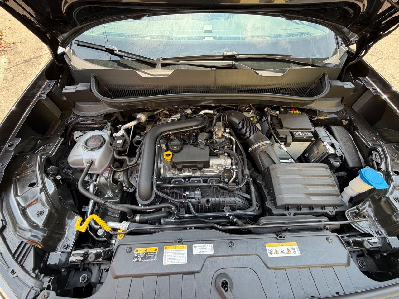 Volkswagen T-Cross R Line Plus 1.0 TSI #11695