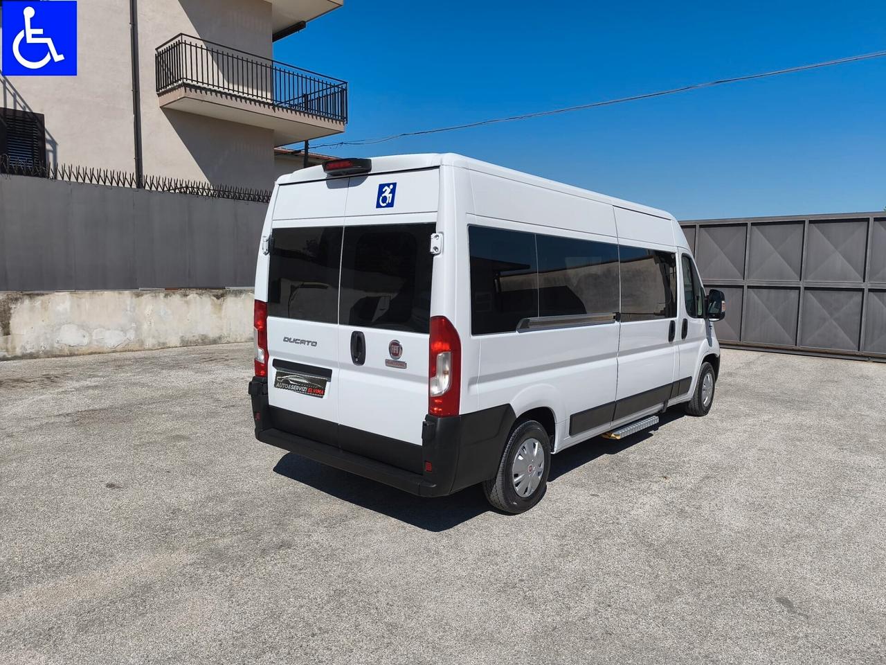 Fiat Ducato Maxi - 9 Posti Trasporto Disabili