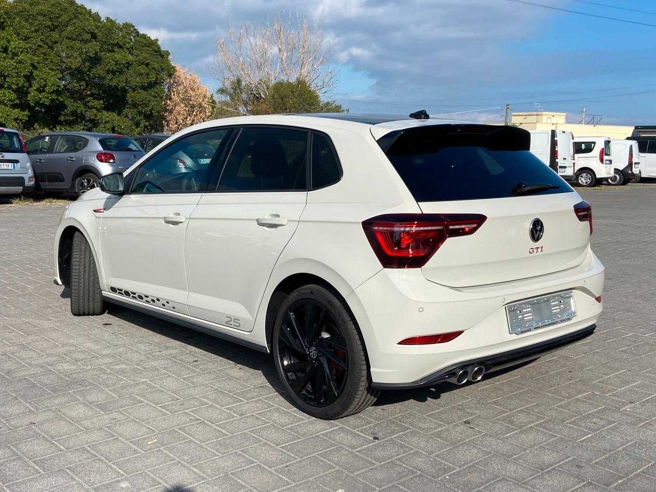 Volkswagen Polo GTI 2.0 tsi dsg KM 0 One of 2500