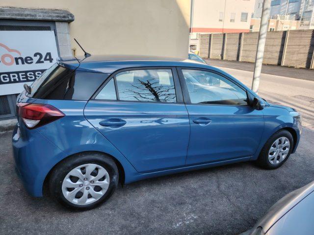 HYUNDAI i20 1.2 5 porte Go! PREZZO REALE - NEOPATENTATI
