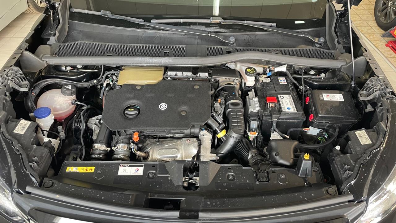 Peugeot 2008 BlueHDi 110 S&S Allure Pack