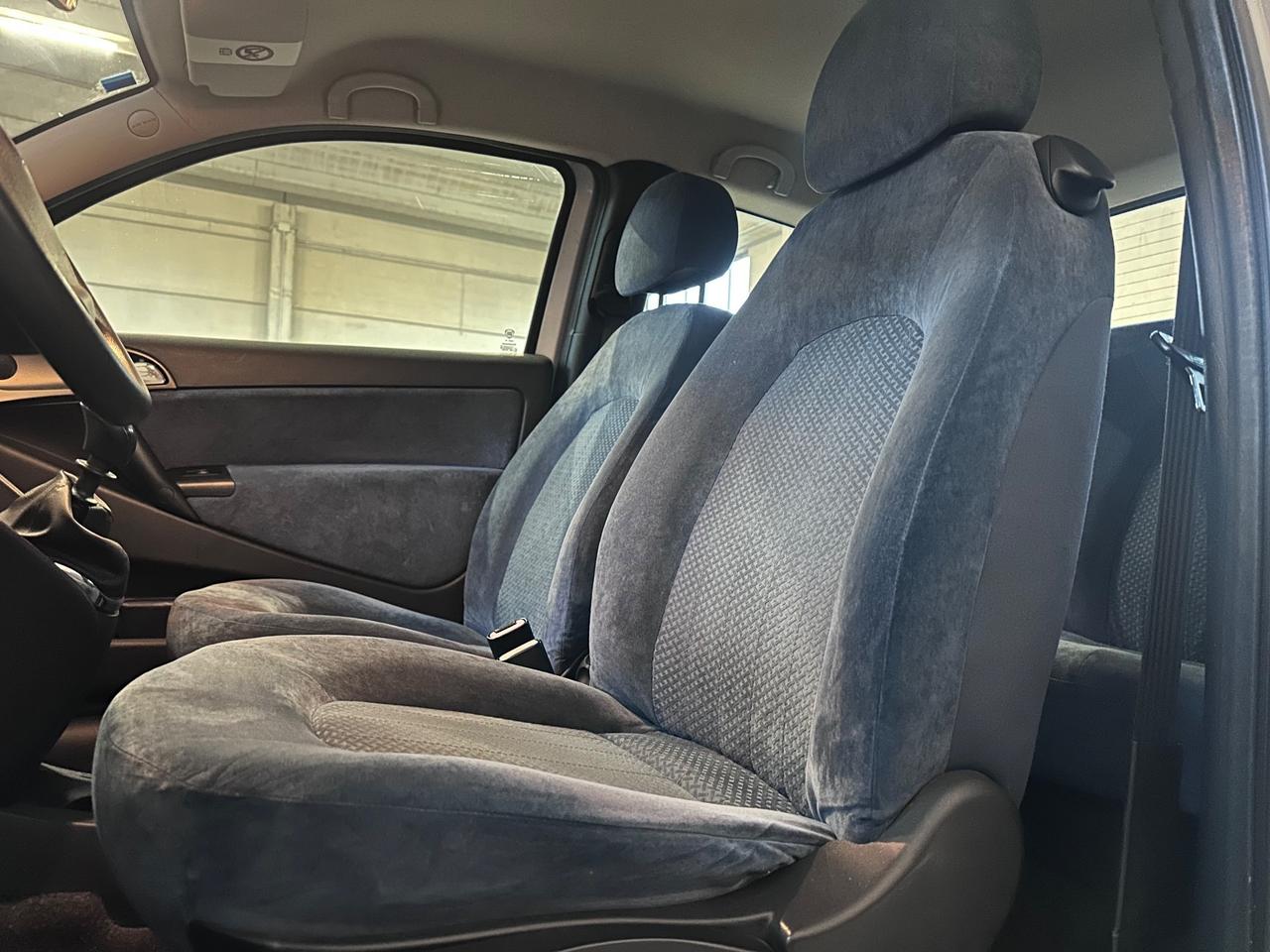 Lancia Ypsilon 1.2 16V Argento