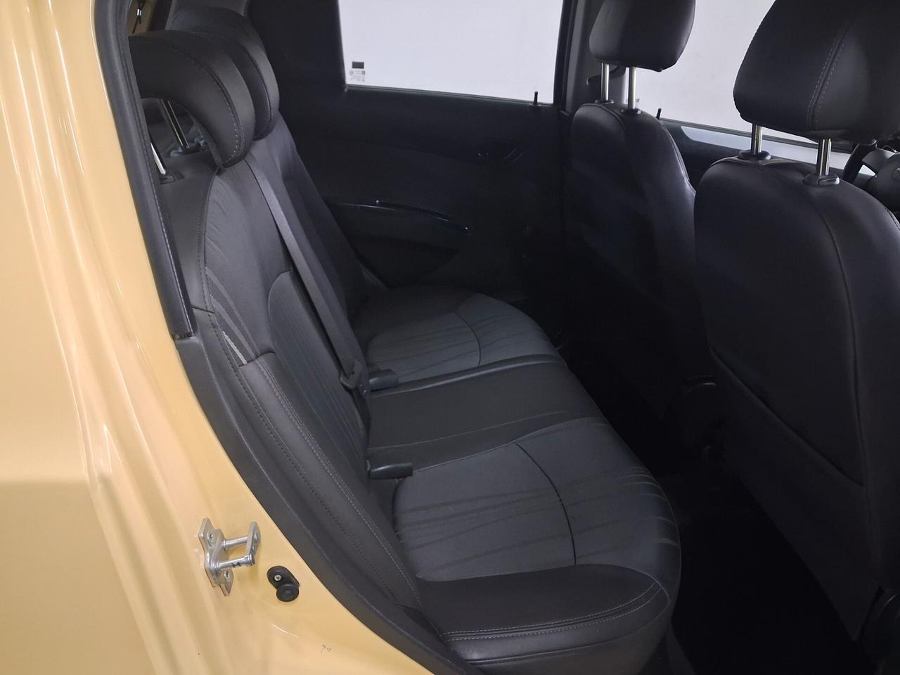 Chevrolet Spark 1.0 gpl 2014 unico prop