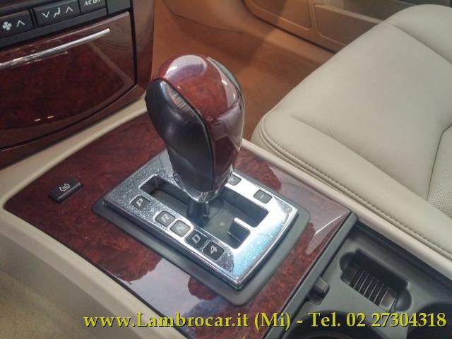 CADILLAC SRX 4.6 V8 aut. AWD Sport Luxury