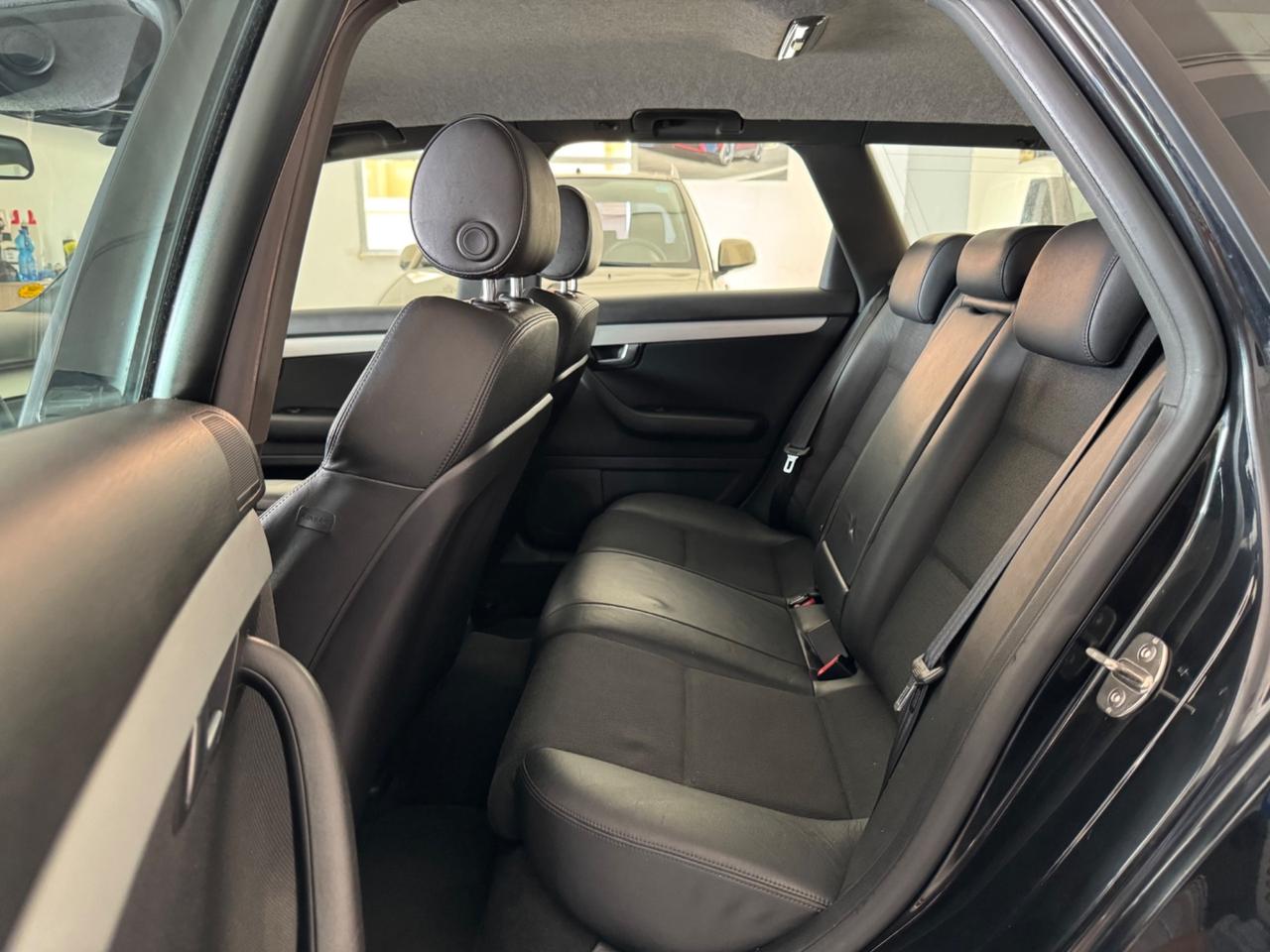 Audi A4 2.0 TDI 140cv Avant S-Line