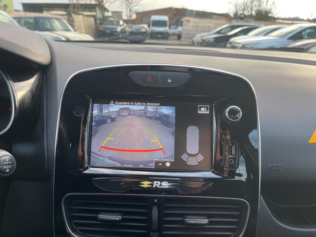 Renault Clio TCe 12V 90 CV 5 porte Moschino Intens