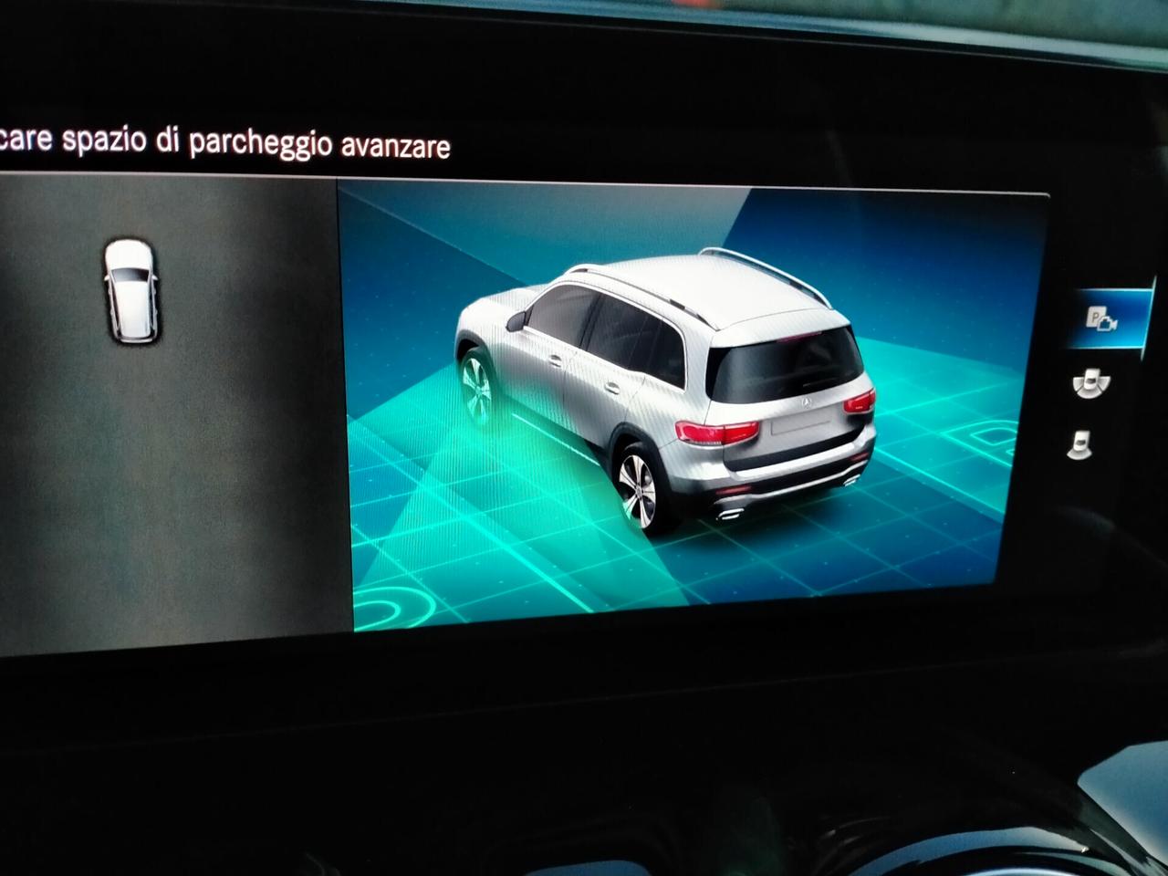 Mercedes-Benz GLB 180 D BUSINESS EXTRA 8MLED/SEDILI SPORT/DISPLAY MAXI
