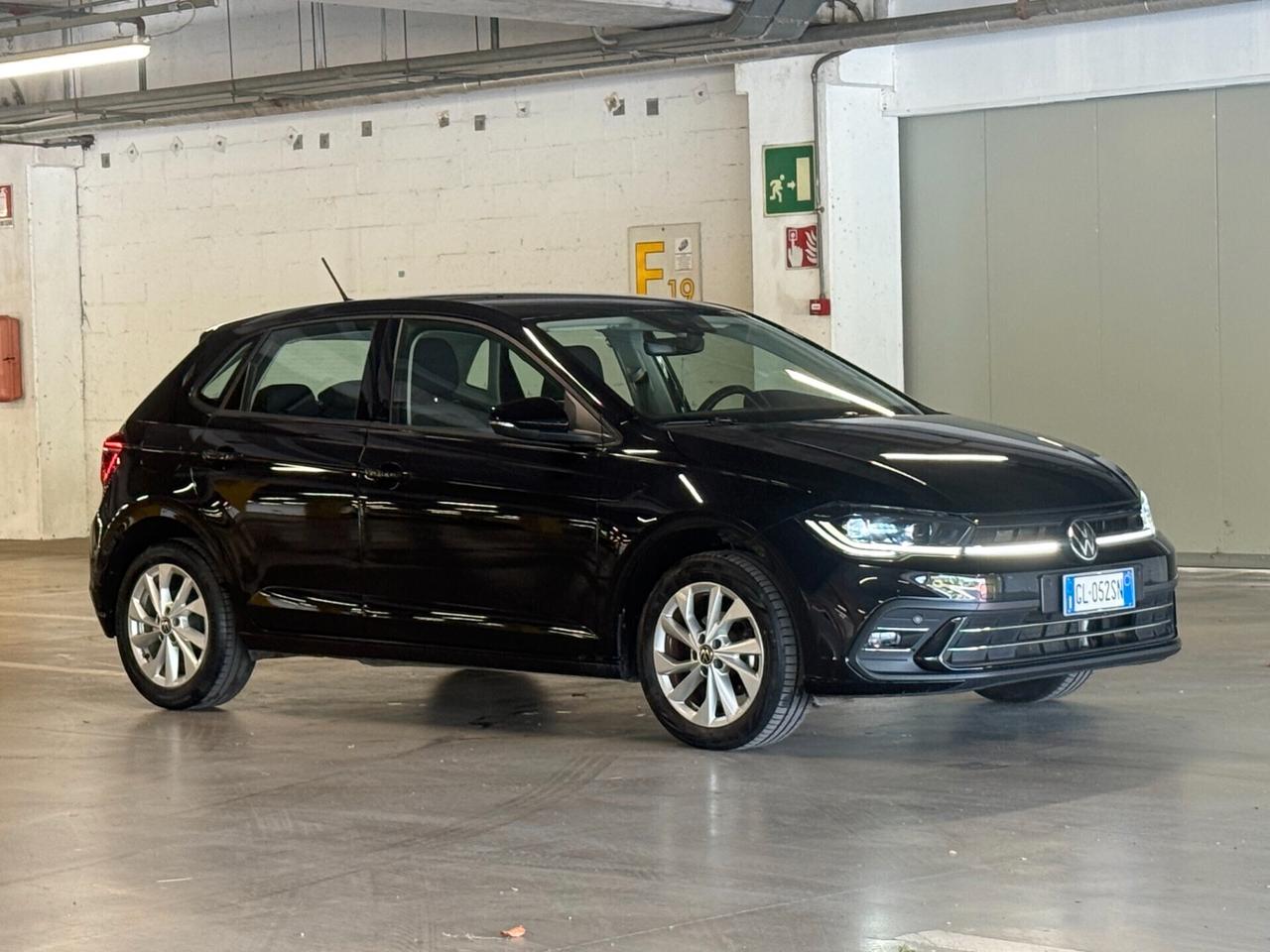 Volkswagen Polo 1.0 TSI Style 2022 - 57.000 km Certificati - Garanzia 12 Mesi - Aprilia