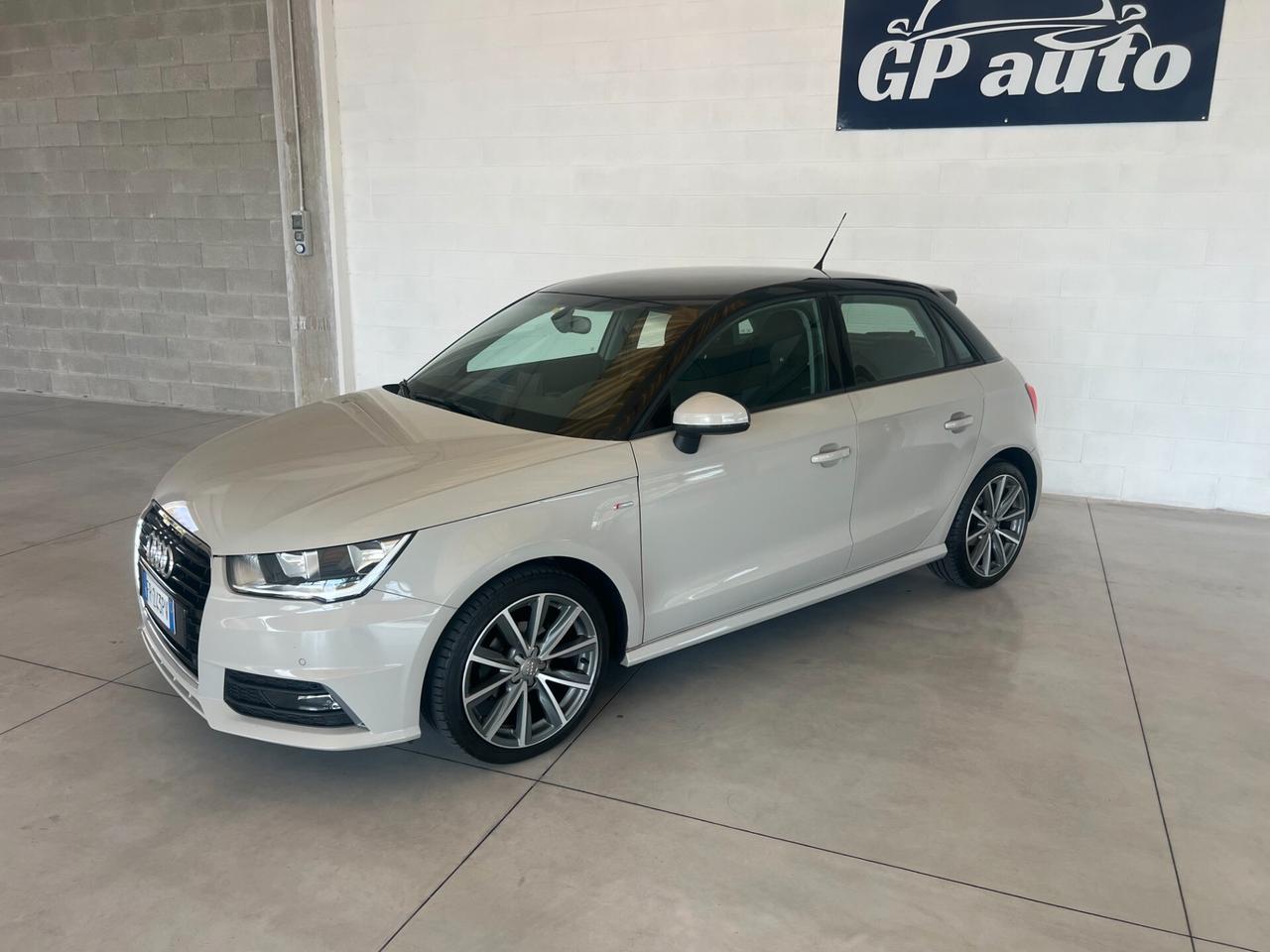 Audi A1 SPB 1.0 TFSI ultra S tronic S-LINE ESTERNO