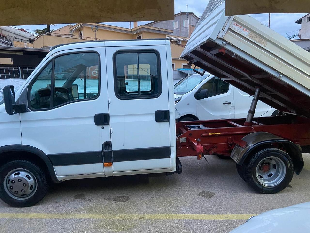 Iveco Daily 35 C 12 Ribaltabile Usato poco Cabina Perfetta