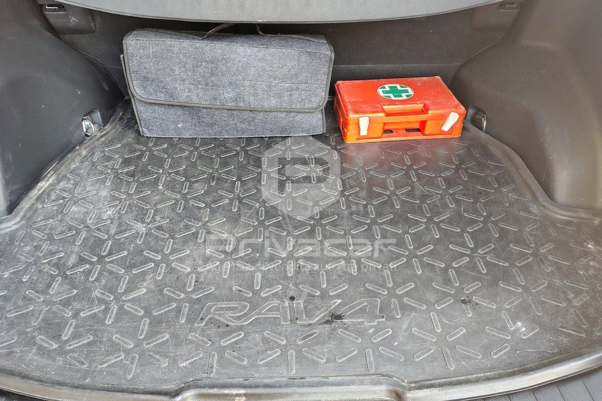 TOYOTA RAV4 2.5 HV (218CV) E-CVT 2WD Active