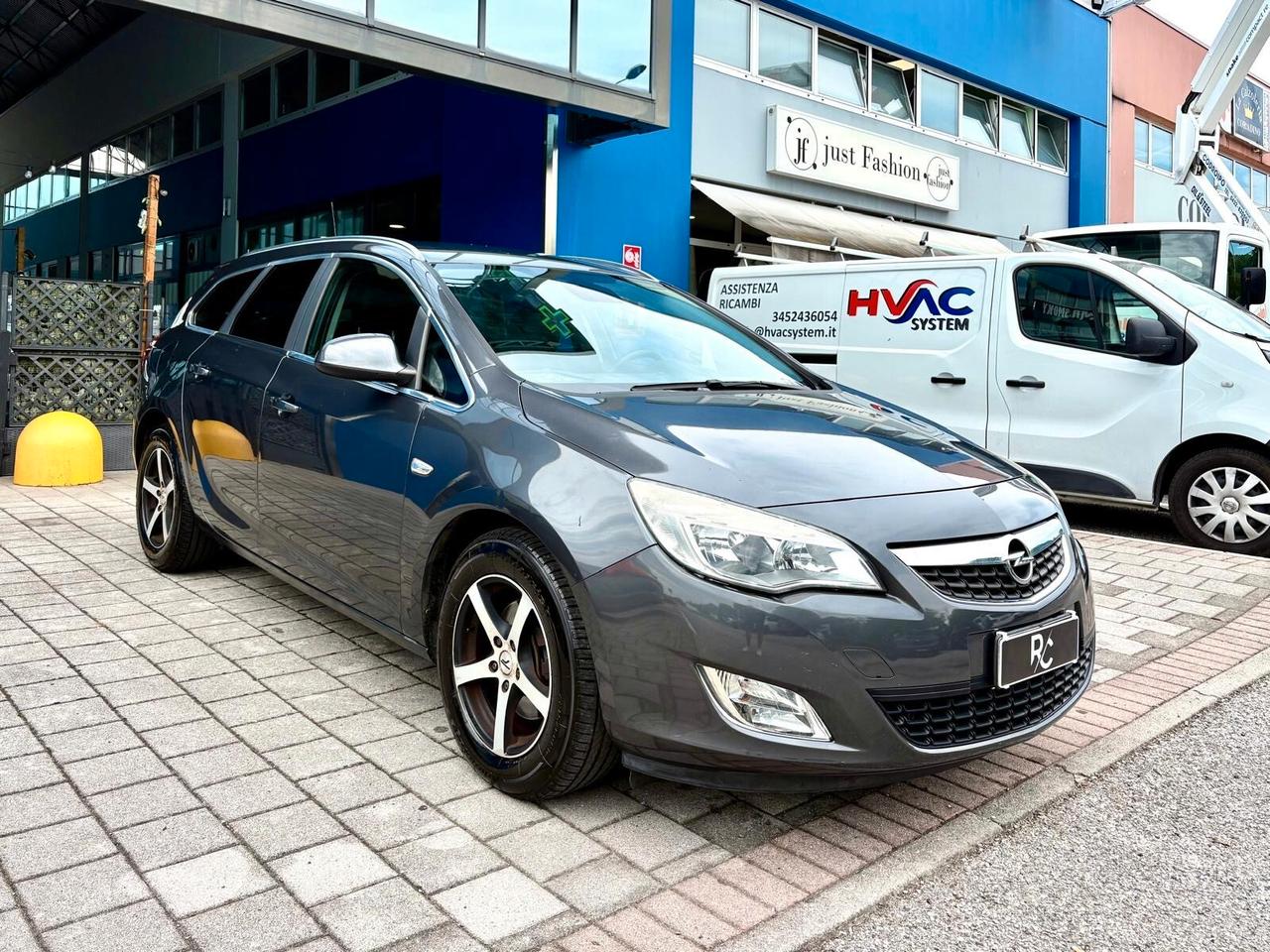 Opel Astra 1.7 CDTI 125CV Sports Tourer Cosmo