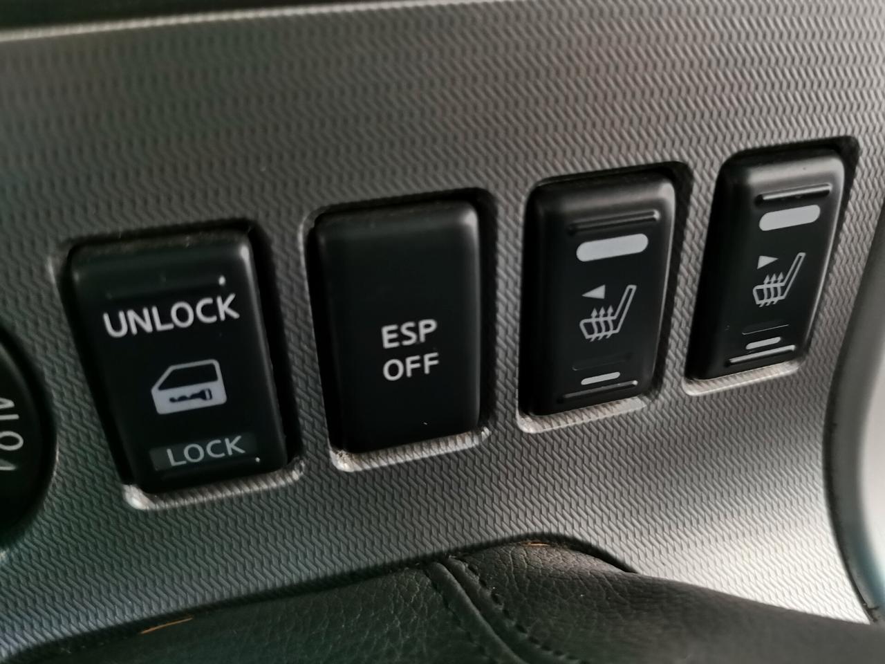 Nissan Navara 2.5 dCi 190CV 2 porte King Cab Sport