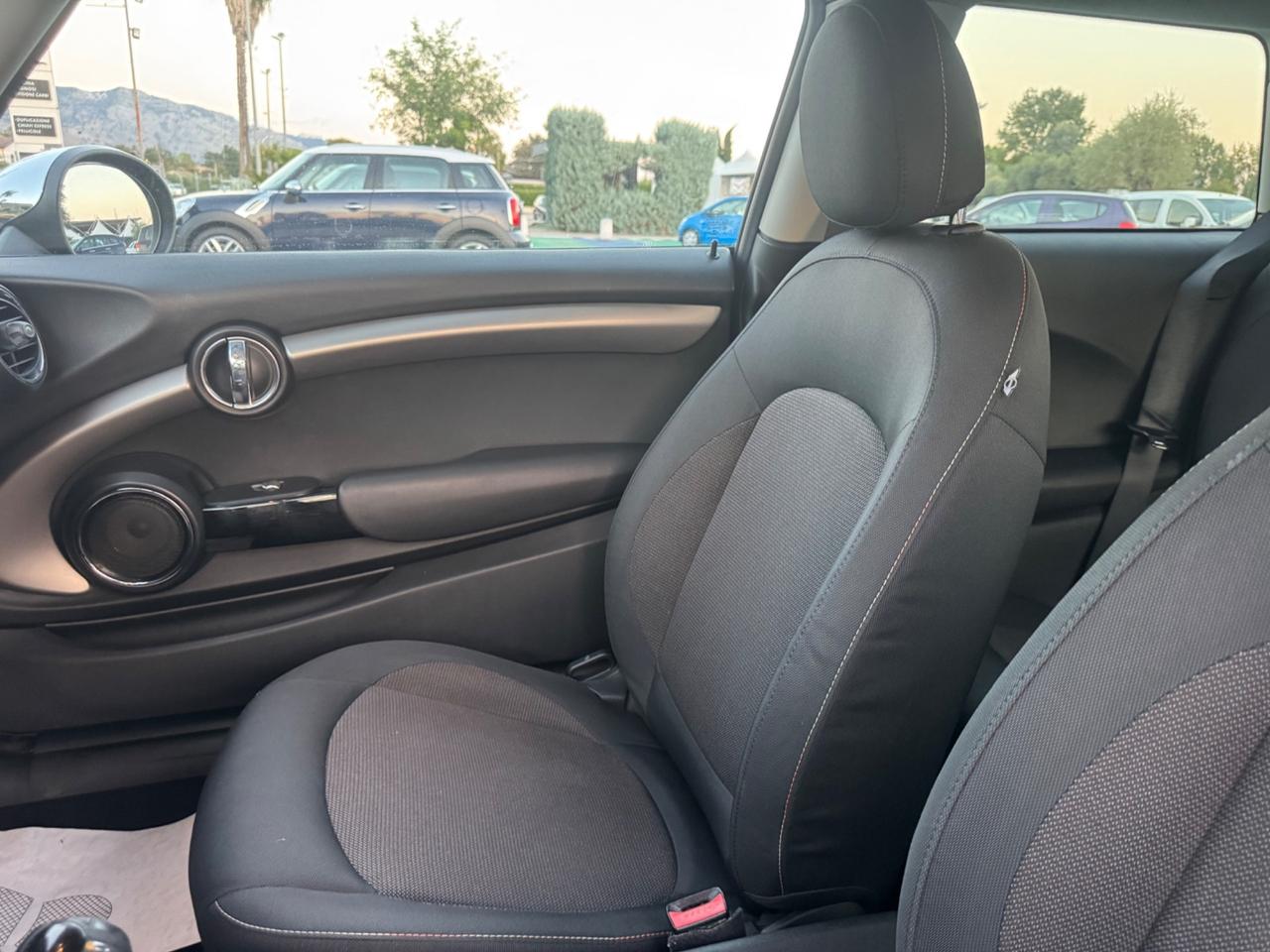 Mini 1.5 One D Business XL