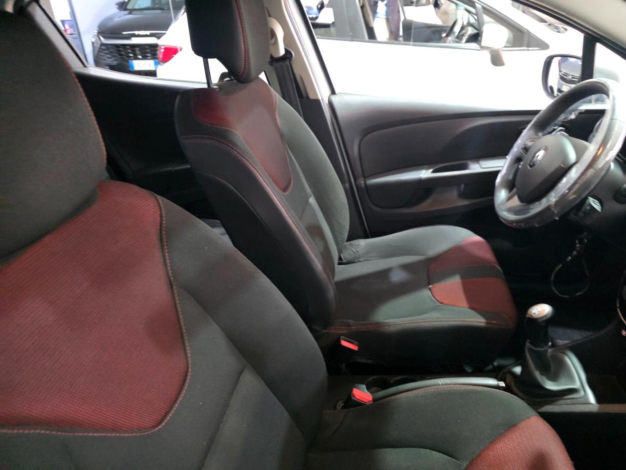 Renault Clio 1.2 NAVI 75cv Full Optional