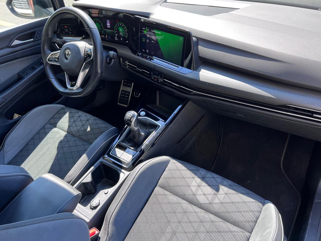 Volkswagen Golf R Line 1.5 TSI #6174