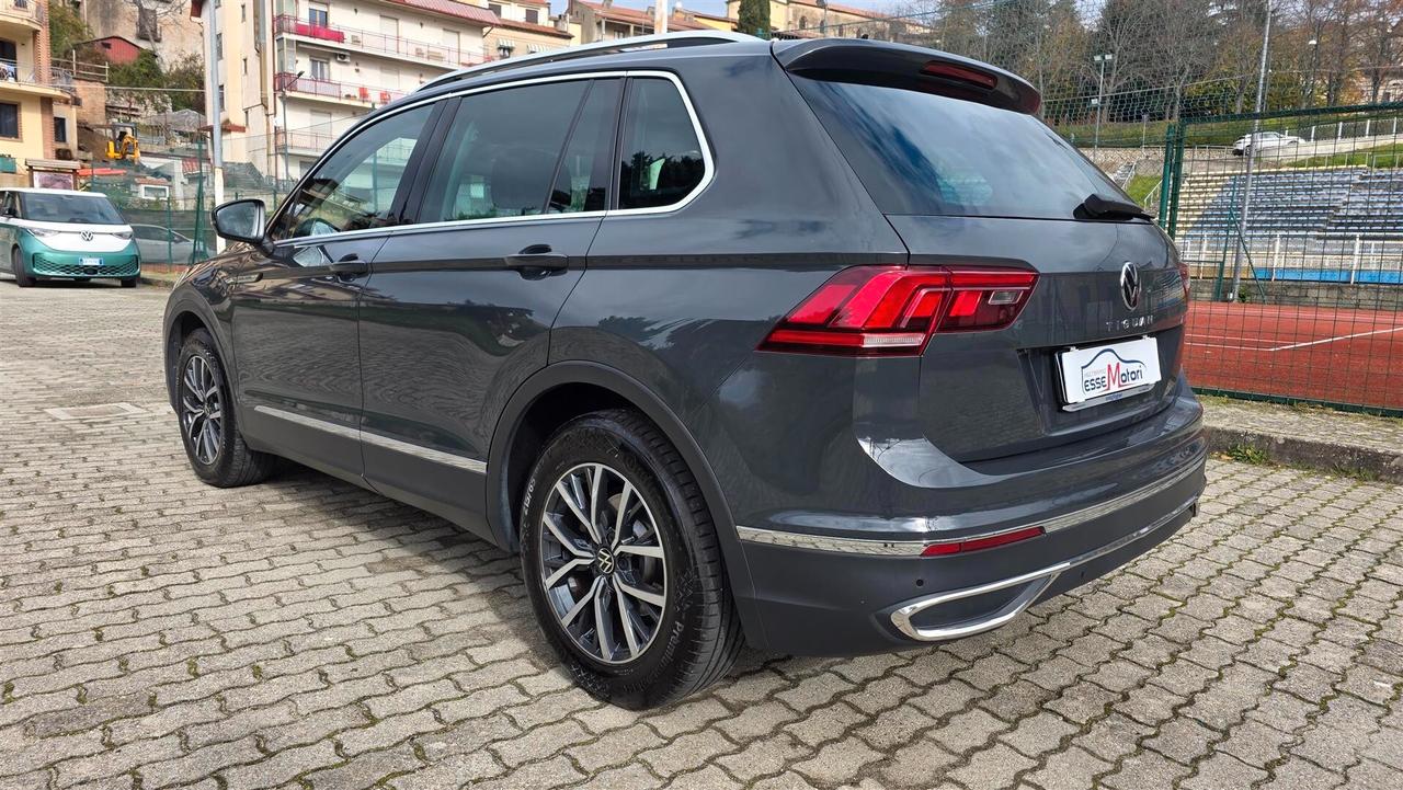 Volkswagen Tiguan 2.0 TDI 150 CV SCR DSG Elegance