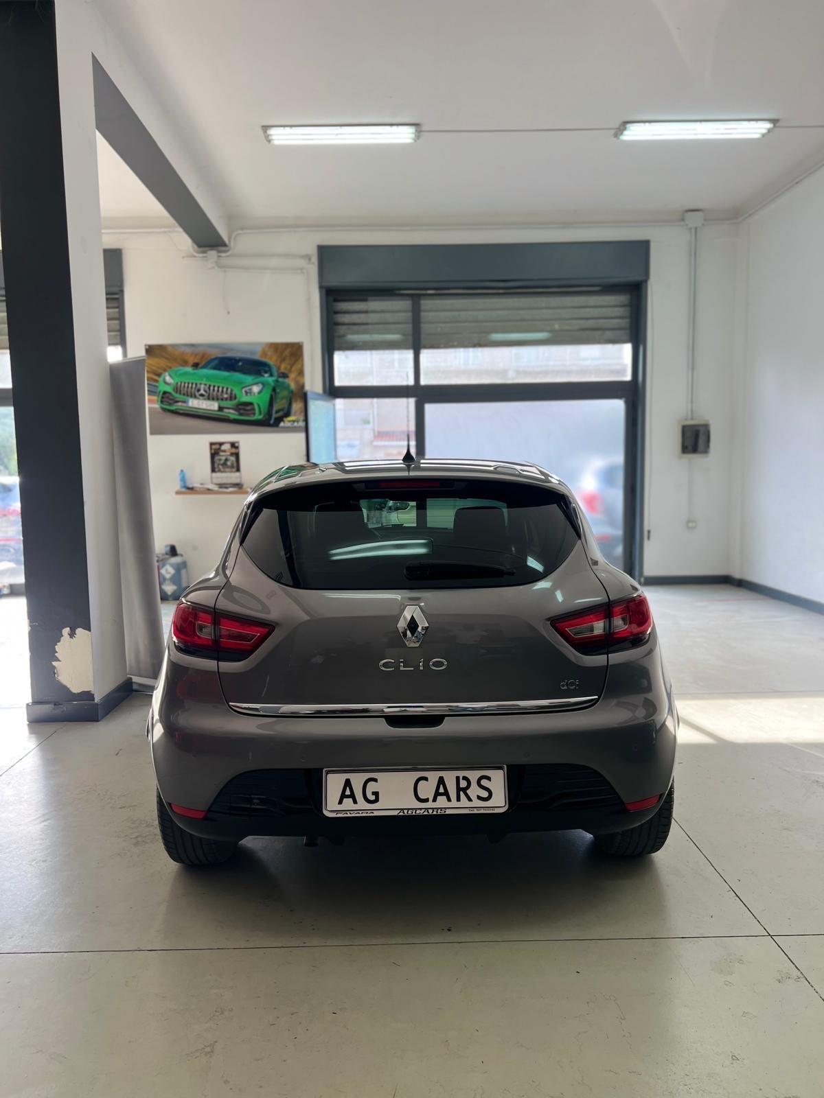 Renault Clio dCi 8V 90CV EDC Start&Stop 5 porte Energy Intens
