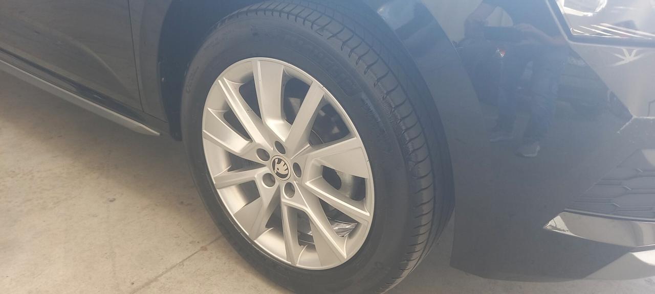 Skoda Kamiq 1.5 TSI cambio Dsg 24 mila km!!