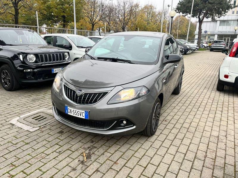 Lancia Ypsilon 1.0 FireFly 5 porte S&S Hybryd Gold