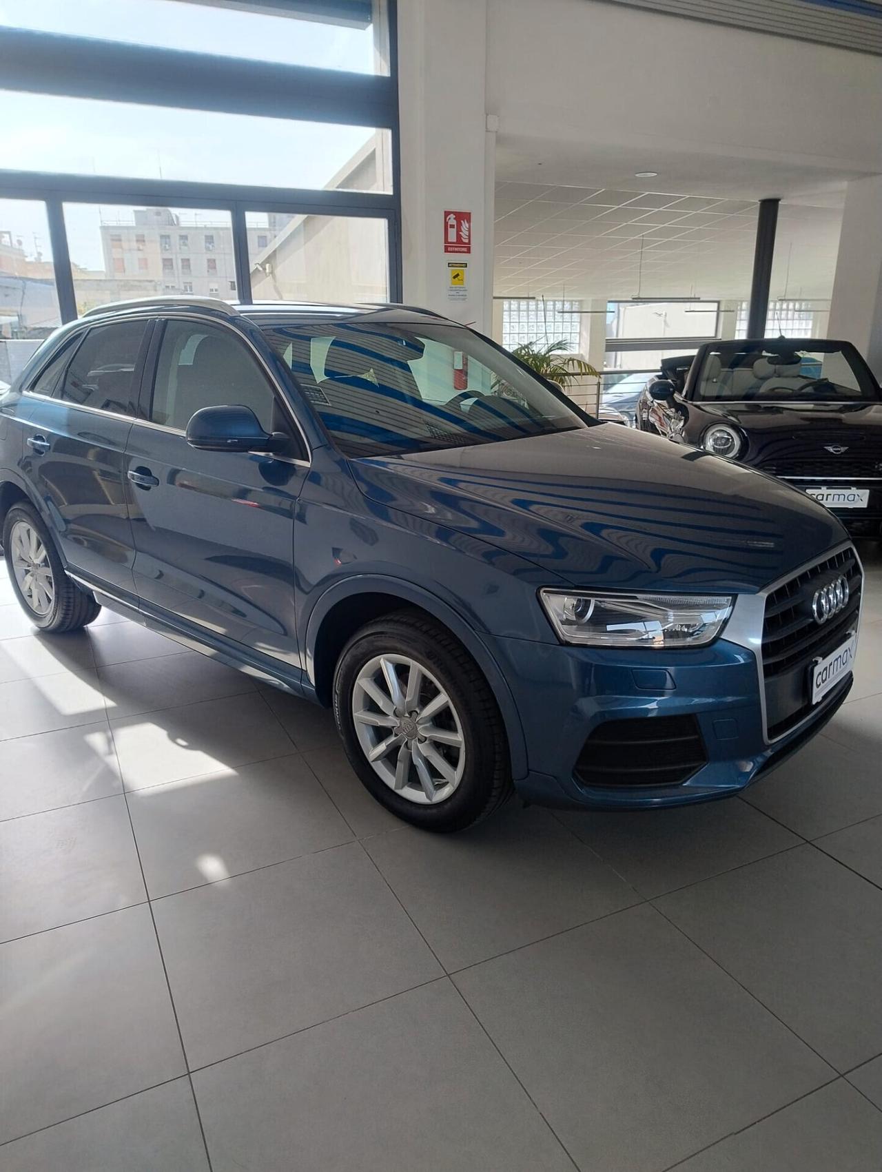 Audi Q3 2.0 TDI 150 CV Business
