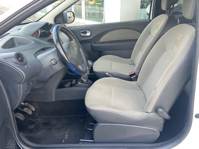 RENAULT Twingo 1.2 16V LEV Sport & Sound