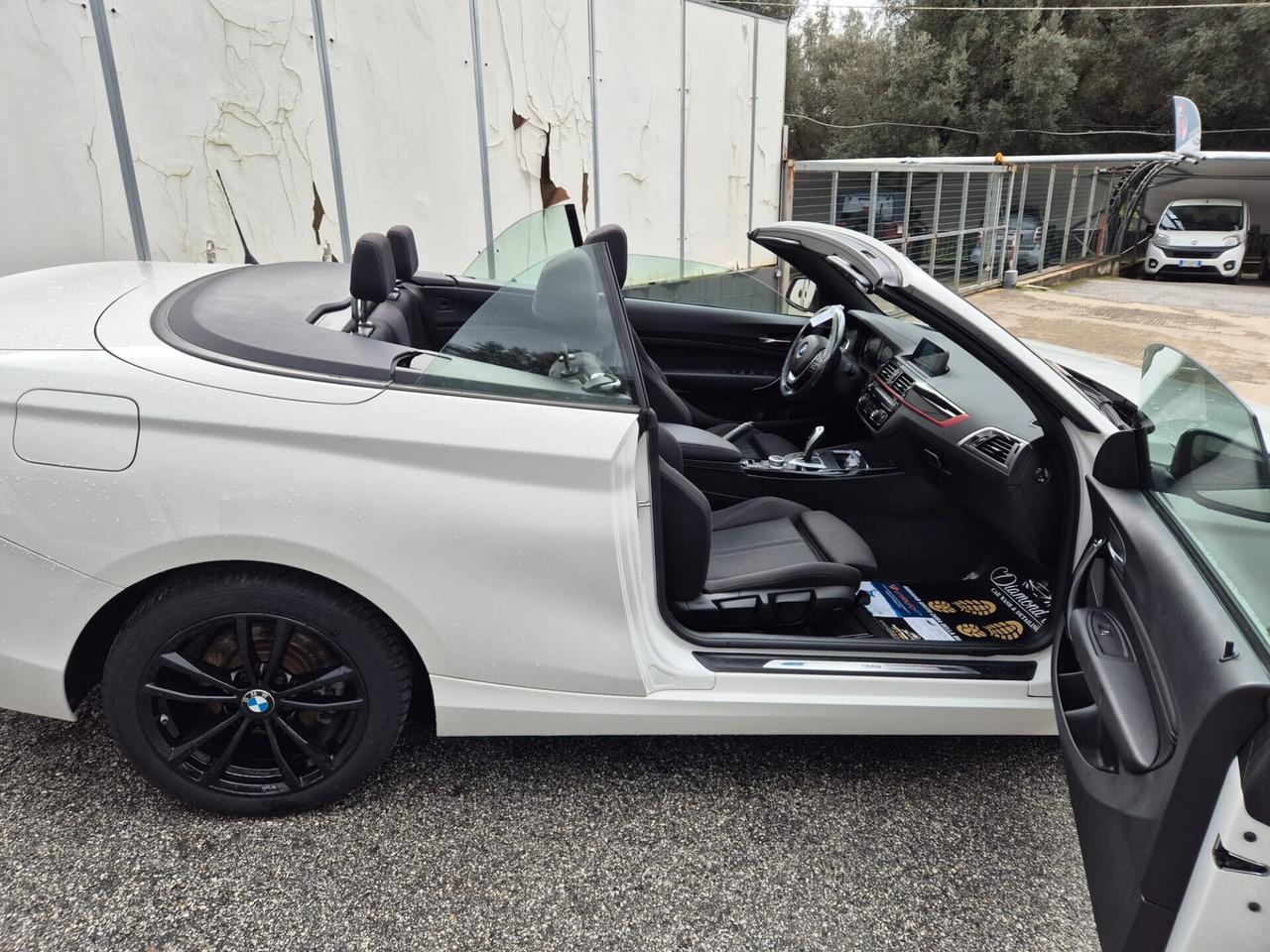 BMW 220 i Cabrio Aut. Sport Line -2020- 56.530km