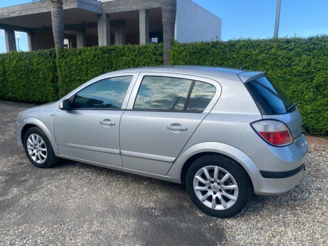 OPEL Astra 1.7 CDTI 101CV 5 porte Cosmo