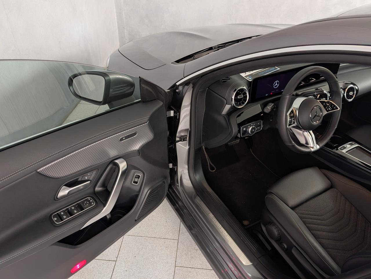 Mercedes-Benz 180 Automatic Progressive Advanced