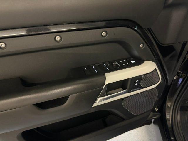 LAND ROVER Defender 110 3.0D I6 300 CV AWD Auto X-Dynamic HSE