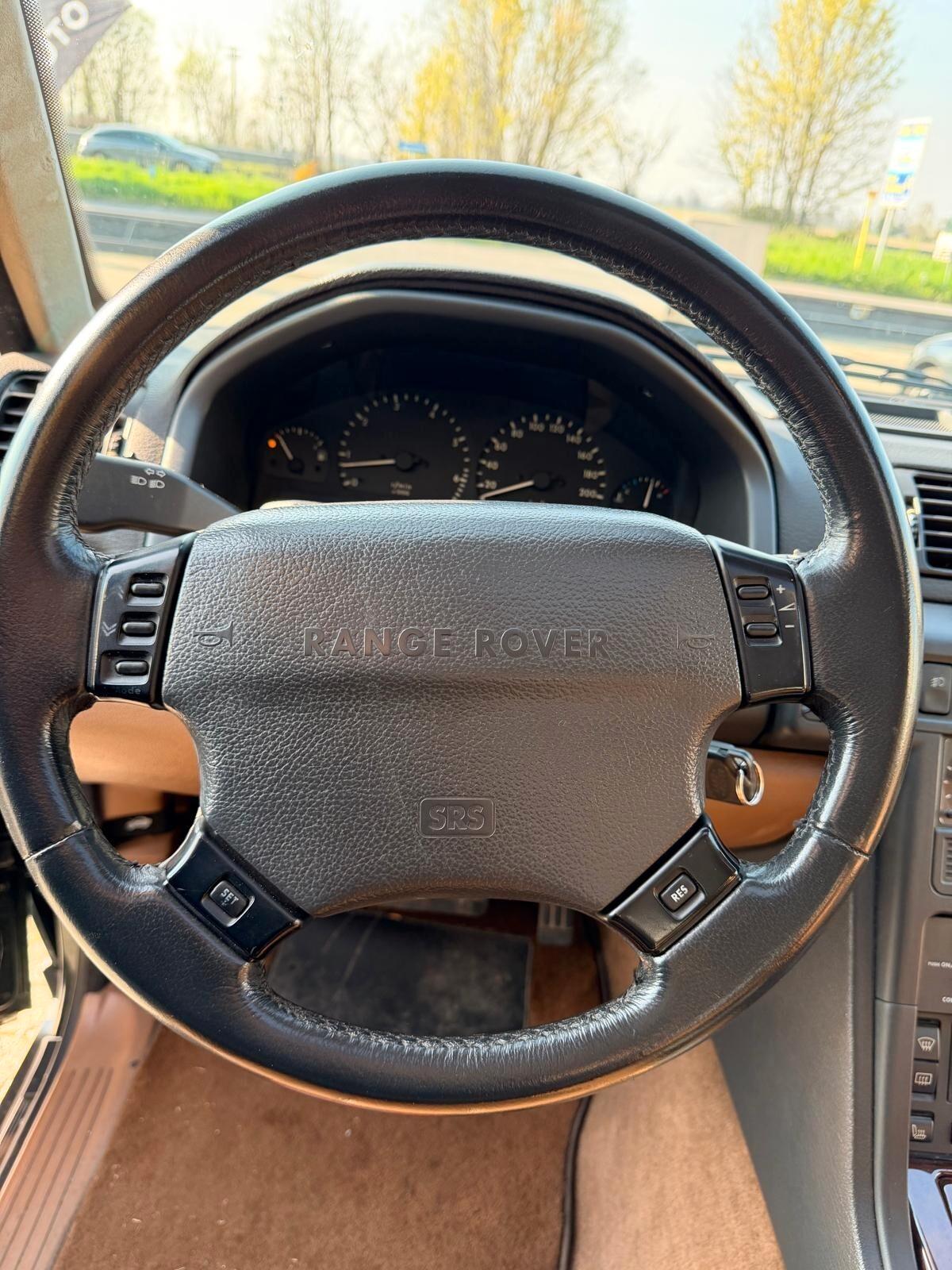 Land Rover Range 4.6 V8 cat 5p. aut. HSE